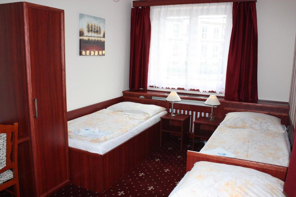 Hotel Hynek Náchod Quarto foto